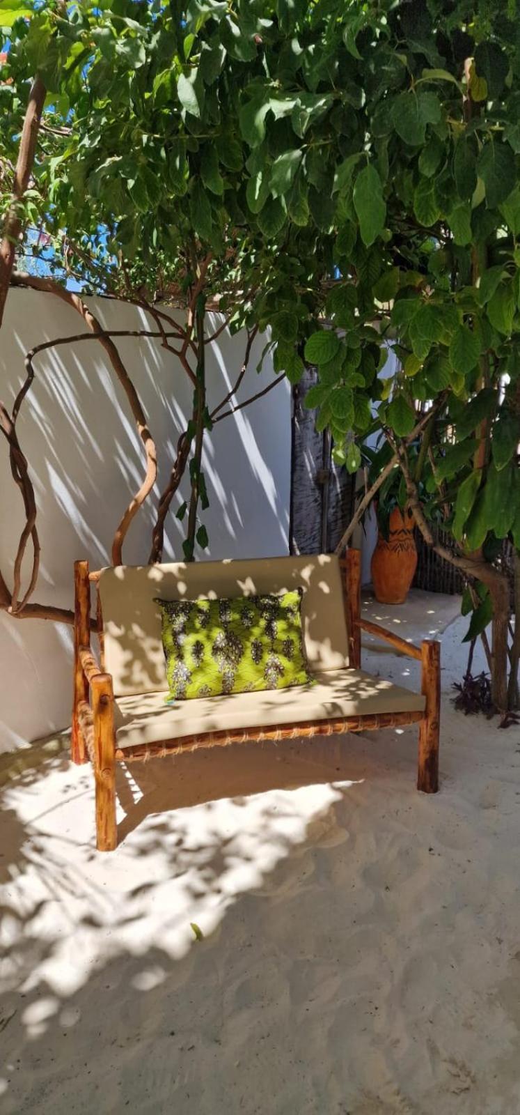 Mlango Paje House II Bed & Breakfast Exterior foto