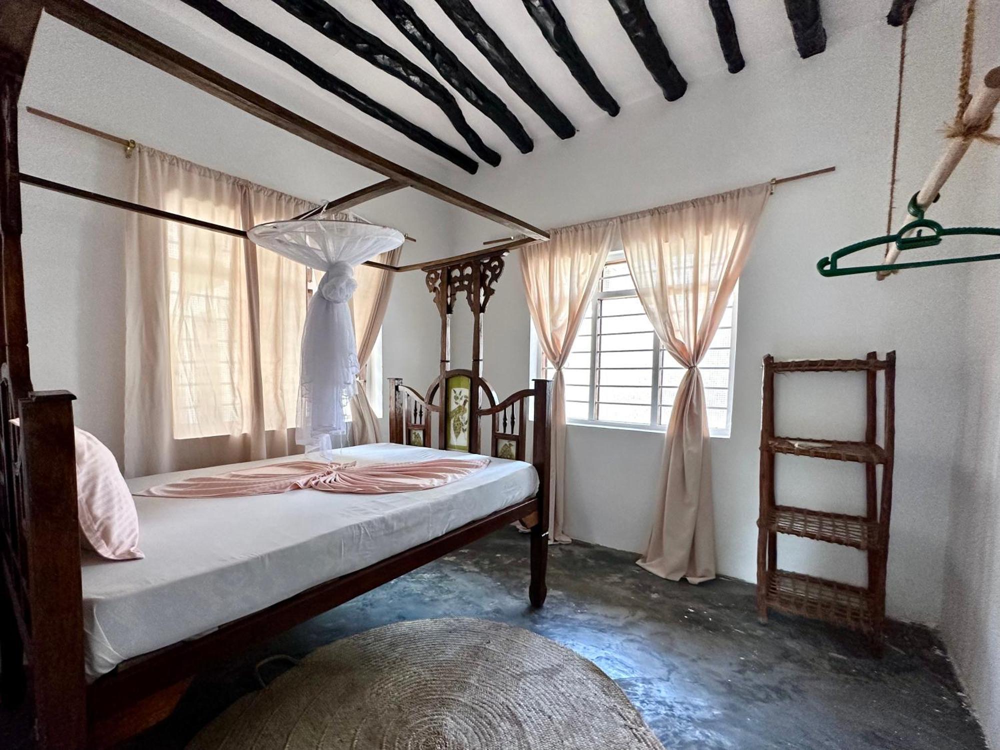 Mlango Paje House II Bed & Breakfast Exterior foto