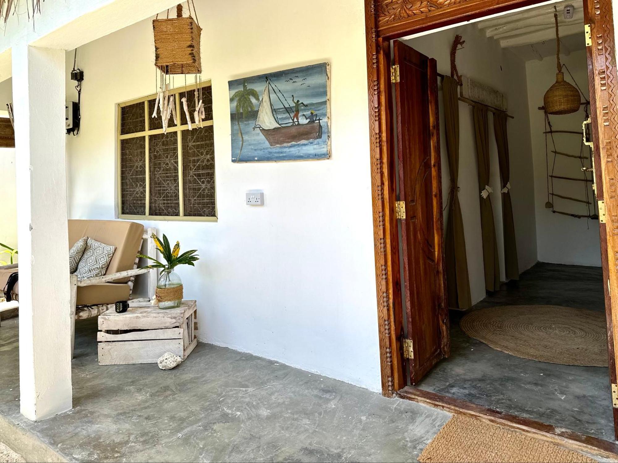 Mlango Paje House II Bed & Breakfast Exterior foto